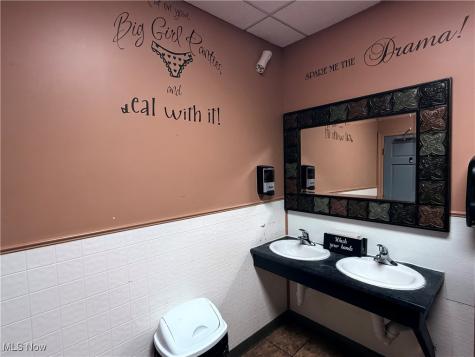 28 Penn Avenue SE Massillon OH 44646