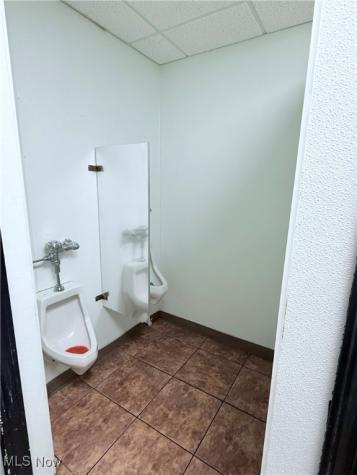 28 Penn Avenue SE Massillon OH 44646