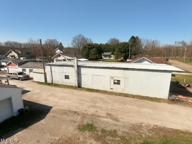 1128 N Main Street Uhrichsville OH 44683