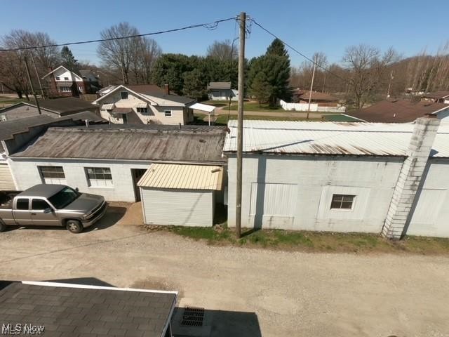 1128 N Main Street Uhrichsville OH 44683