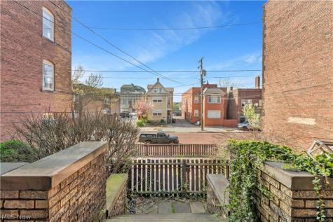 2197 Murray Hill Road Cleveland OH 44106