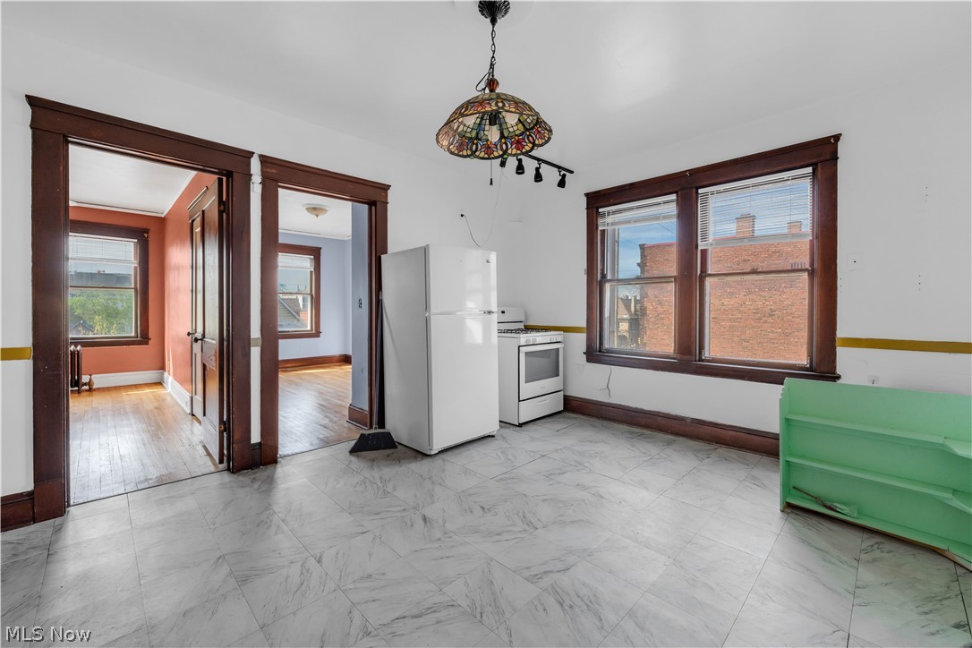 2197 Murray Hill Road Cleveland OH 44106