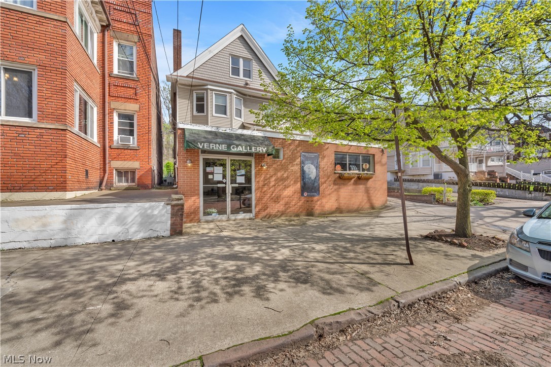 2197 Murray Hill Road Cleveland OH 44106