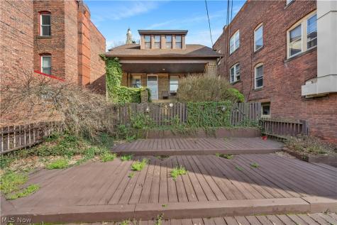 2197 Murray Hill Road Cleveland OH 44106