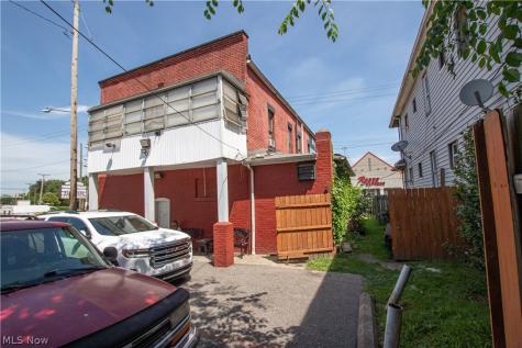 6602 Harvard Avenue Cleveland OH 44105