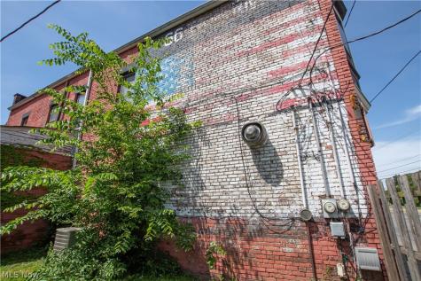 6602 Harvard Avenue Cleveland OH 44105