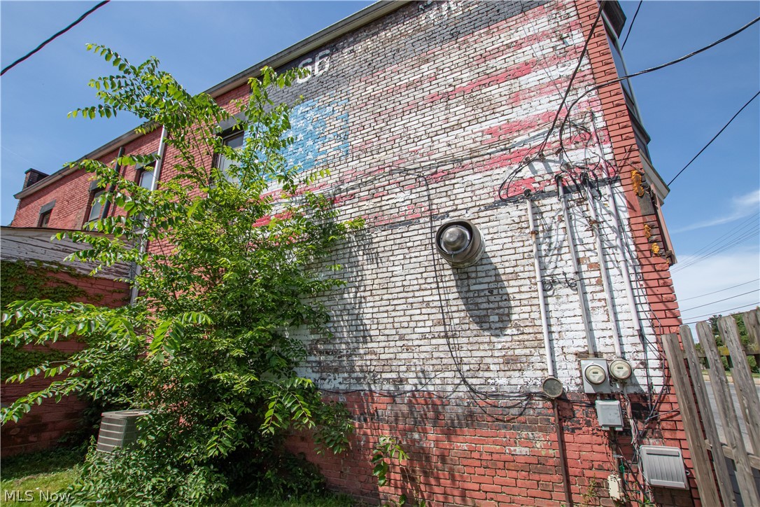 6602 Harvard Avenue Cleveland OH 44105