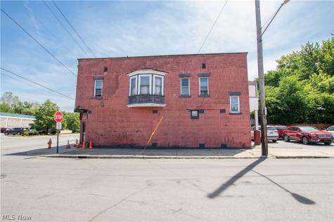 6602 Harvard Avenue Cleveland OH 44105