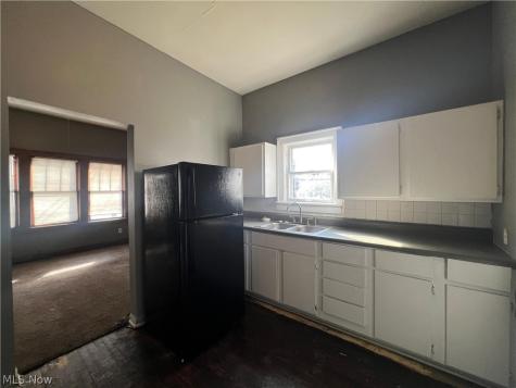 847 Jason Avenue Akron OH 44314