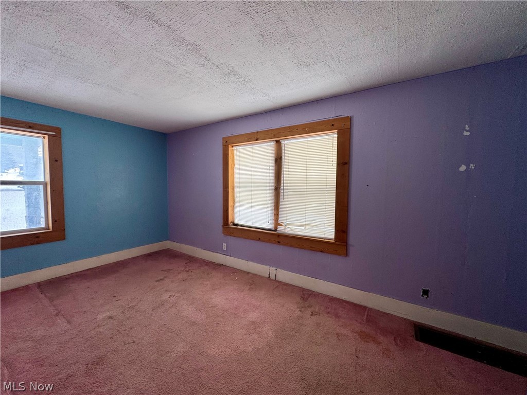 374 Niles Cortland Road SE Warren OH 44484