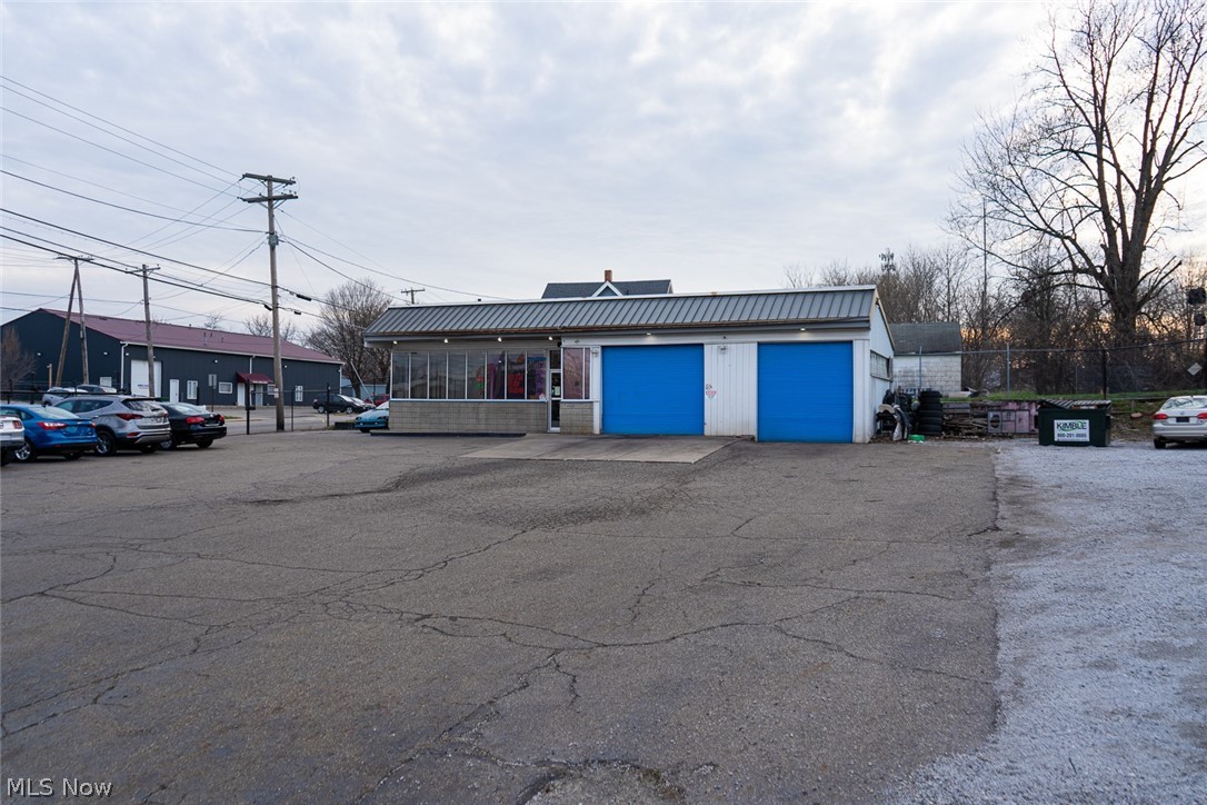 2203 Navarre Road SW Canton OH 44706
