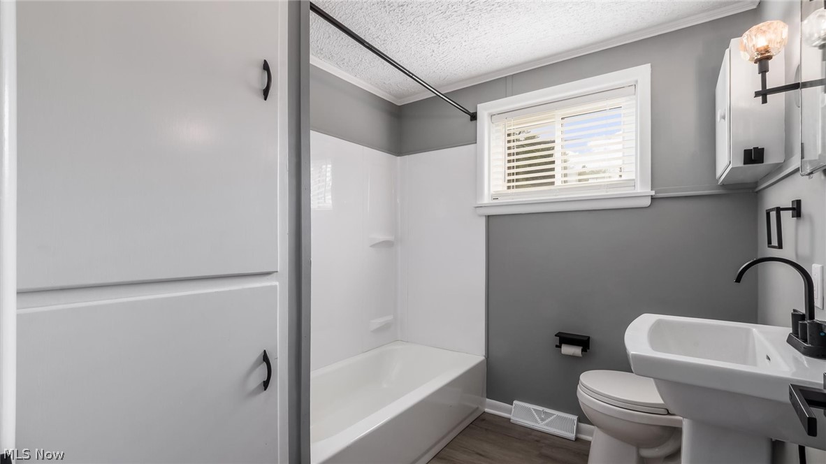 870 Orchard Hill Road Zanesville OH 43701