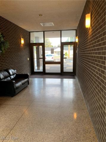 2223 Fulton Road NW Canton OH 44709