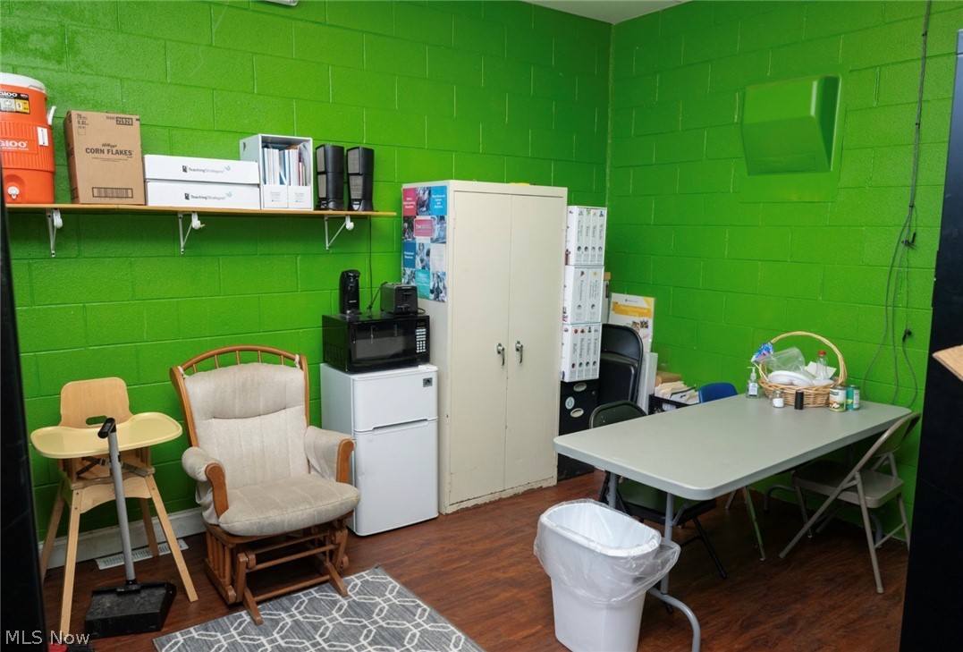 218 W Lincoln Way Lisbon OH 44432