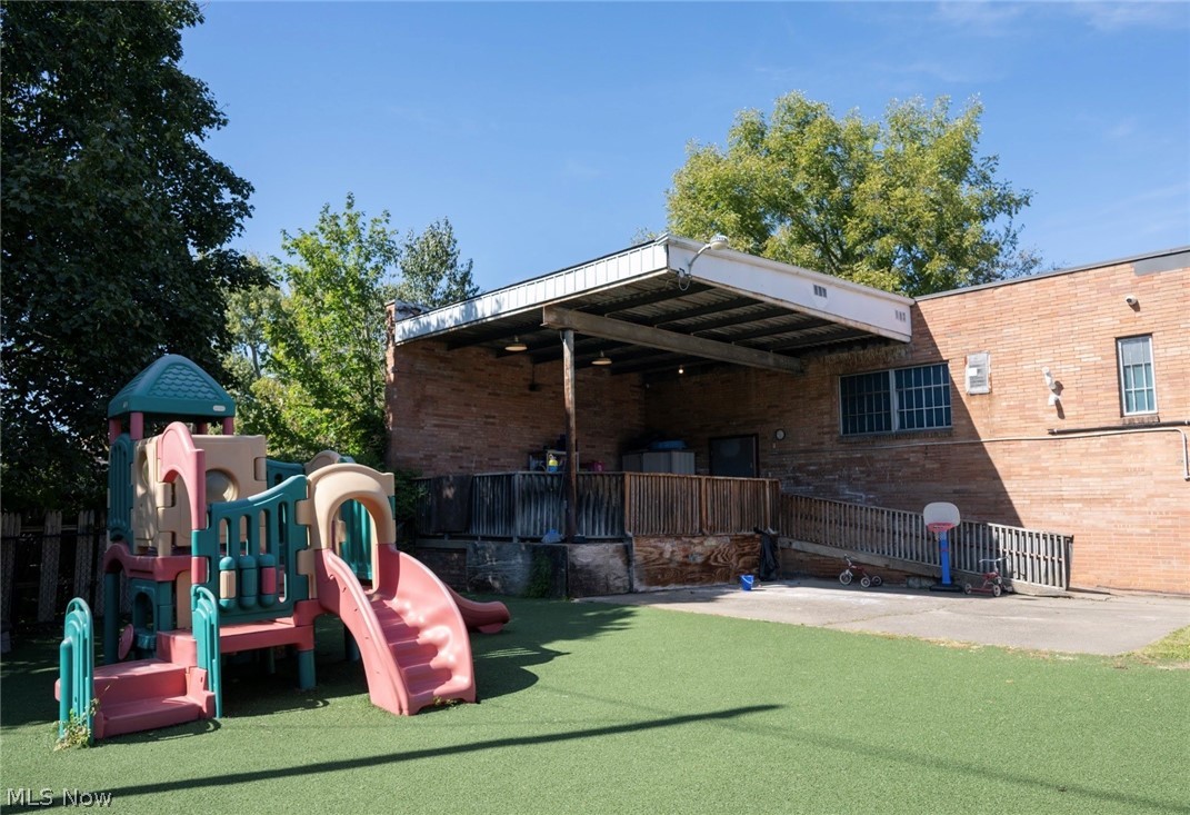 218 W Lincoln Way Lisbon OH 44432