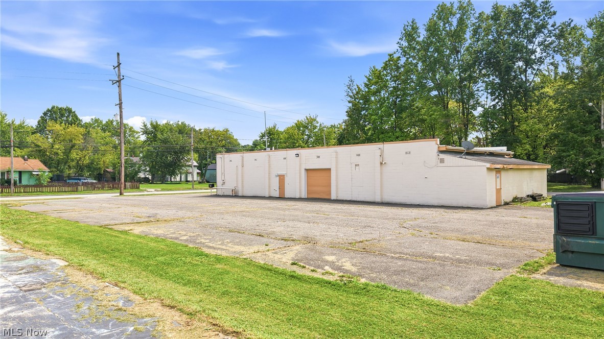 2237 N Park Avenue Warren OH 44483