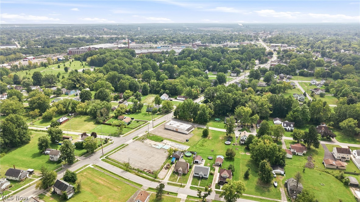 2237 N Park Avenue Warren OH 44483