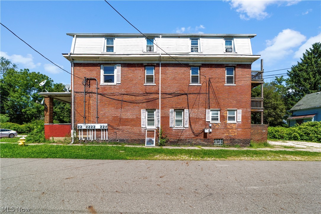 167 Chittenden Street Akron OH 44306