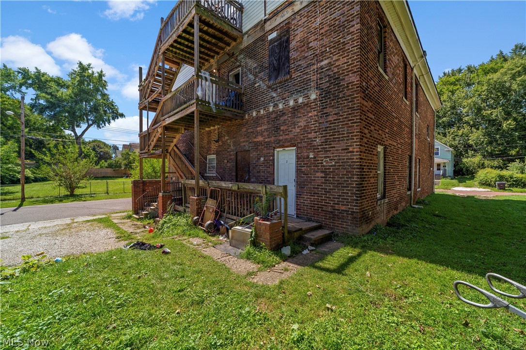 167 Chittenden Street Akron OH 44306