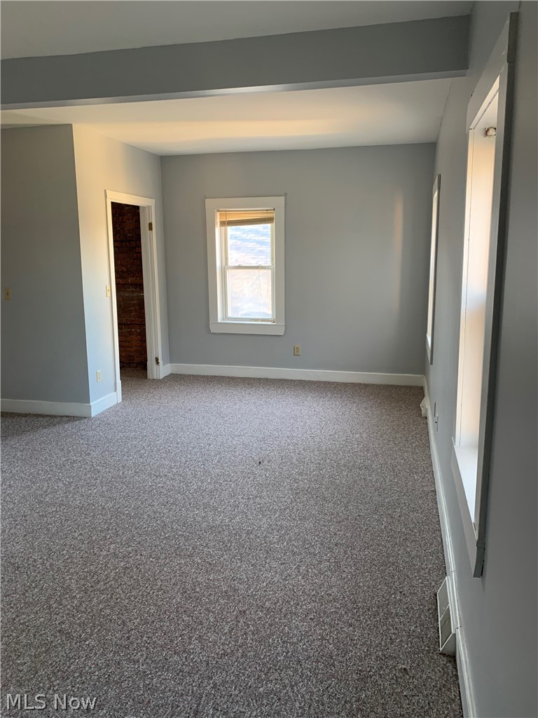 1177 E 60 Street Cleveland OH 44103