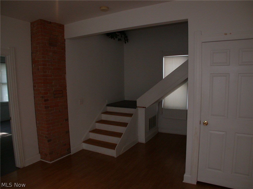 1177 E 60 Street Cleveland OH 44103