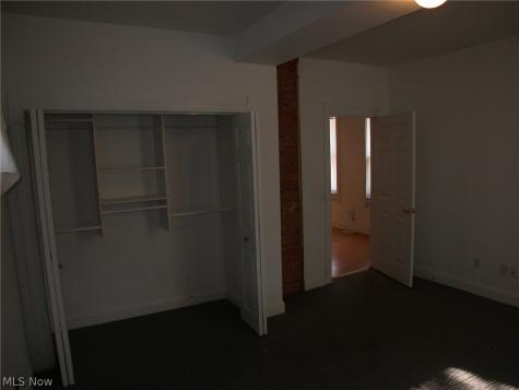 1177 E 60 Street Cleveland OH 44103