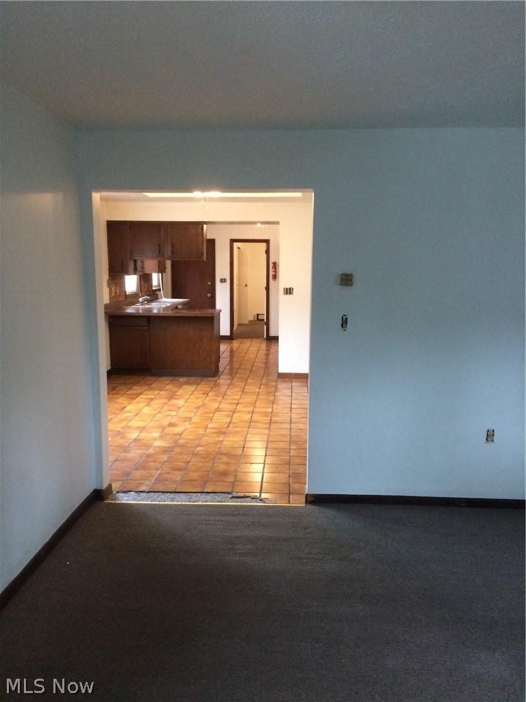 1177 E 60 Street Cleveland OH 44103