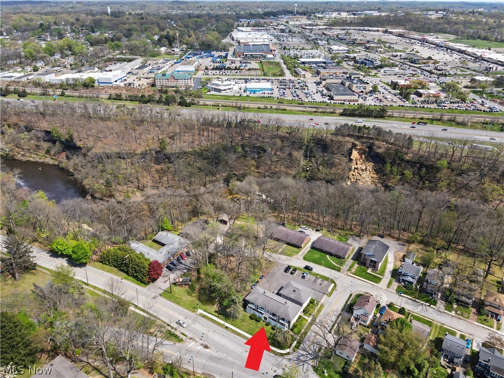 1376 Forest Glen Drive Cuyahoga Falls OH 44221