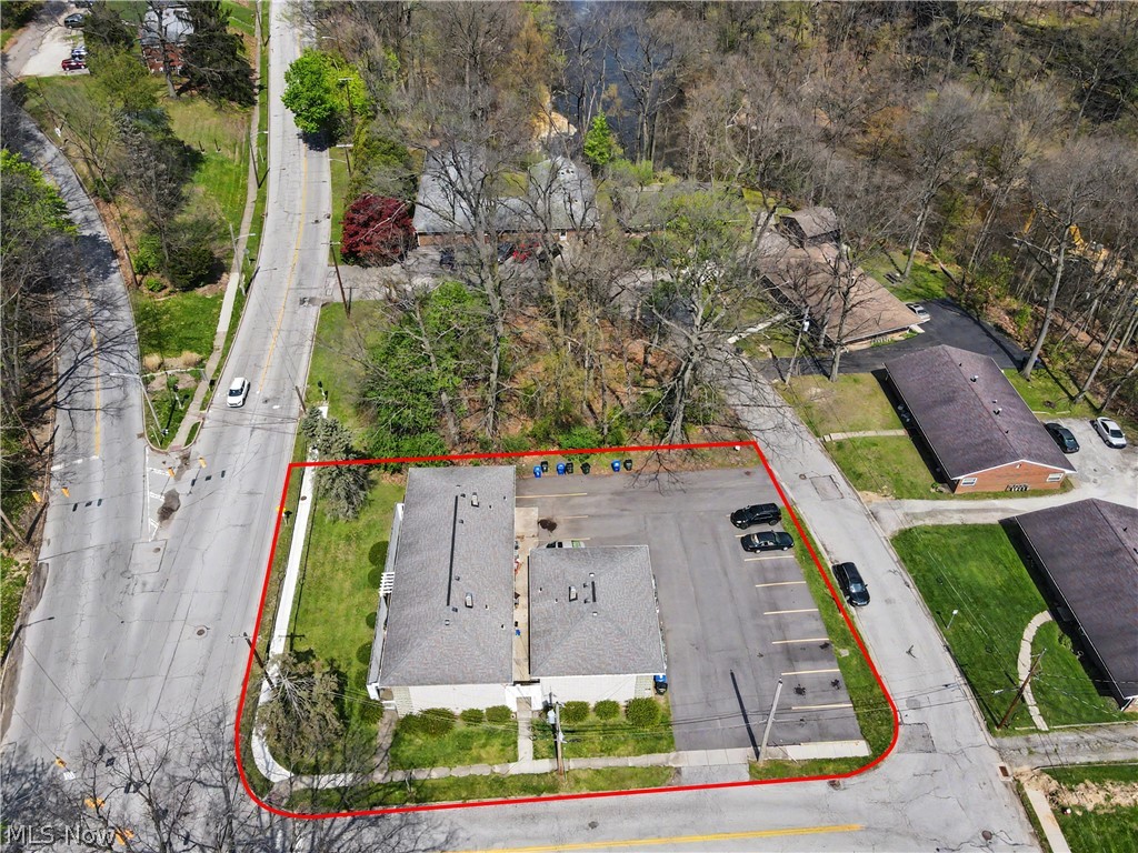 1376 Forest Glen Drive Cuyahoga Falls OH 44221