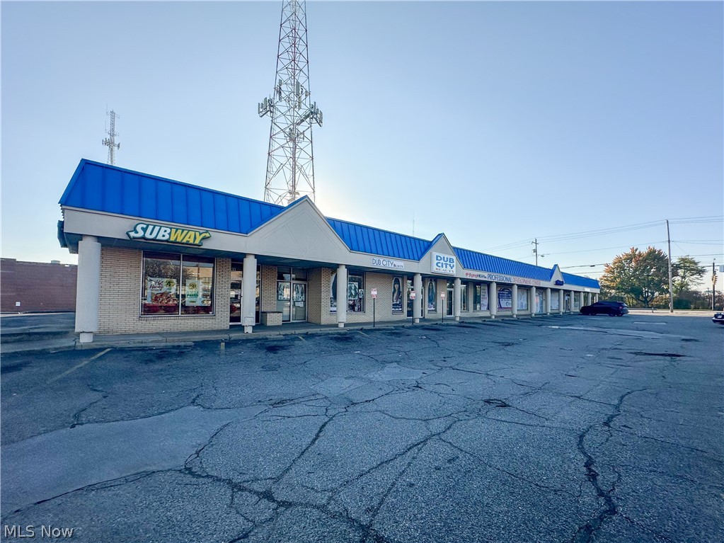 231 Main Avenue SW Warren OH 44481