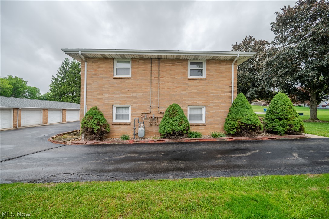 1836 Belle Avenue Niles OH 44446