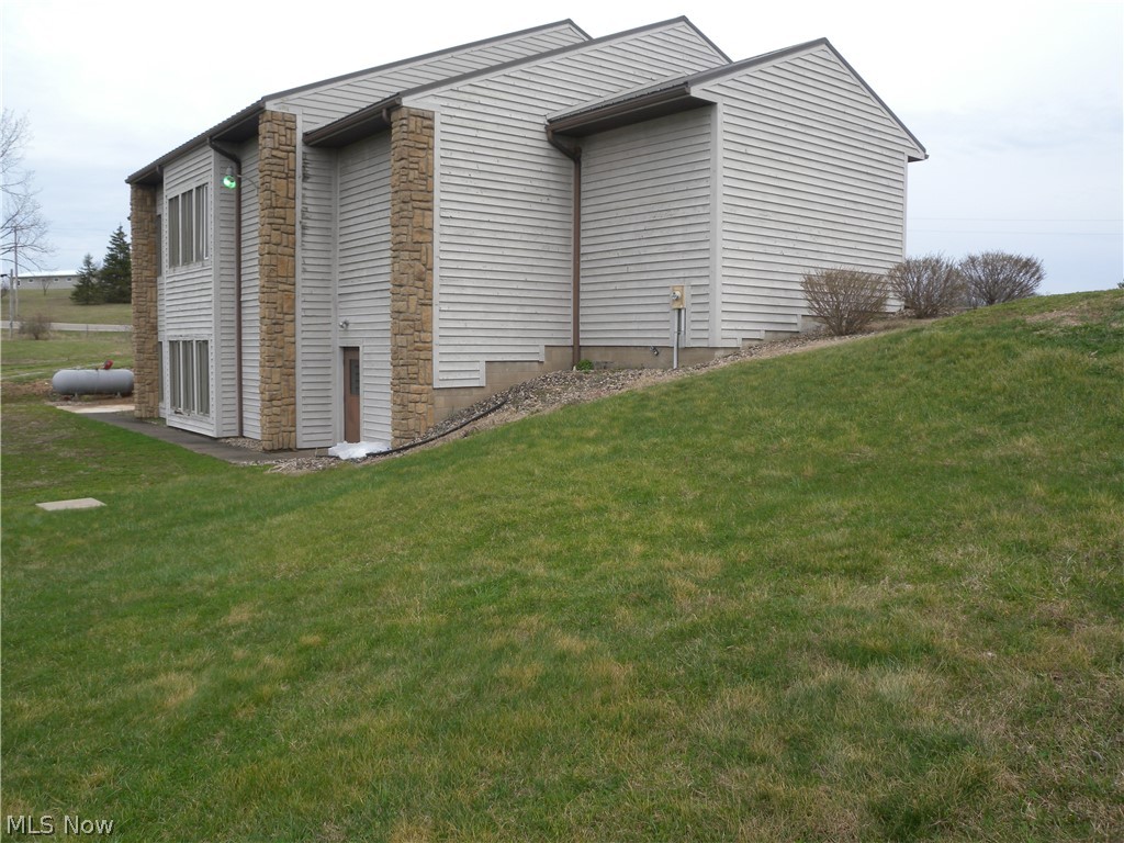 1777 State Route 83 Beverly OH 45715