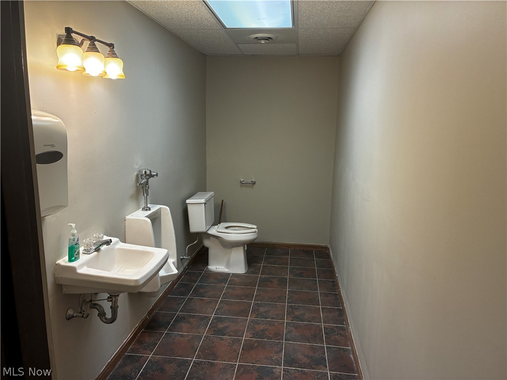 1777 State Route 83 Beverly OH 45715