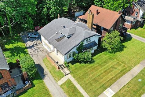 21 Indiana Avenue Youngstown OH 44505