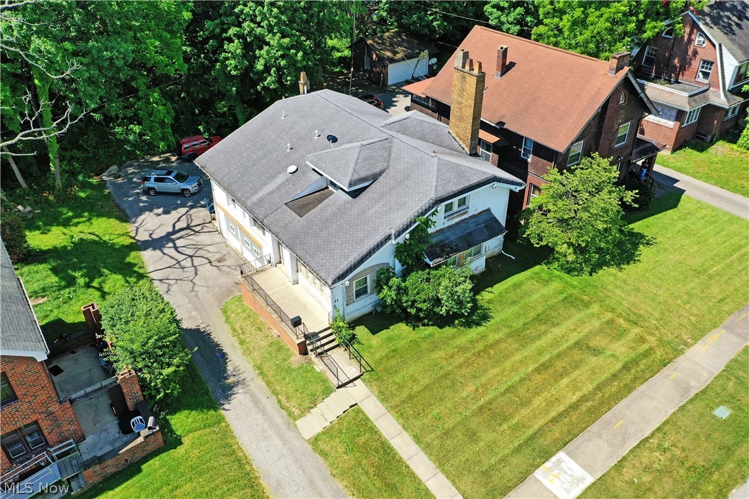 21 Indiana Avenue Youngstown OH 44505