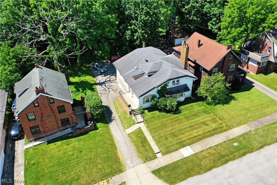 21 Indiana Avenue Youngstown OH 44505