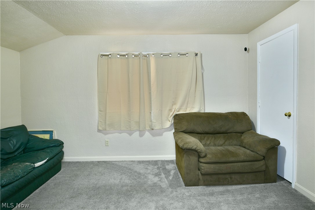 21 Indiana Avenue Youngstown OH 44505