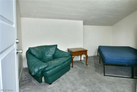 21 Indiana Avenue Youngstown OH 44505