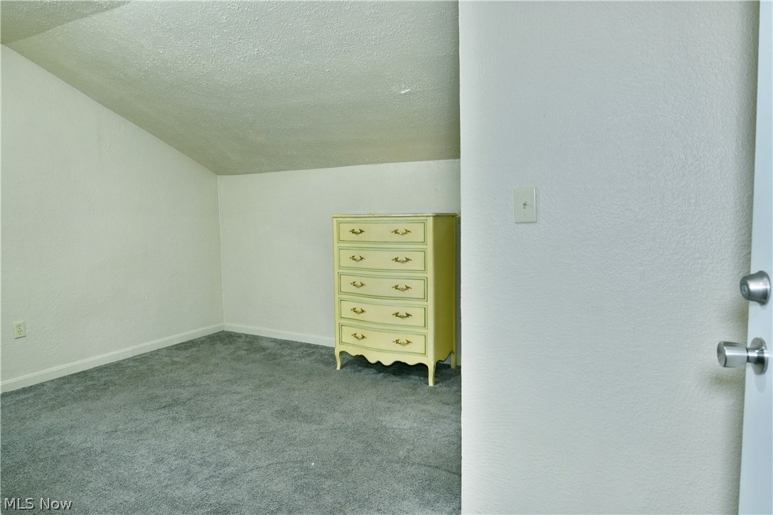 21 Indiana Avenue Youngstown OH 44505