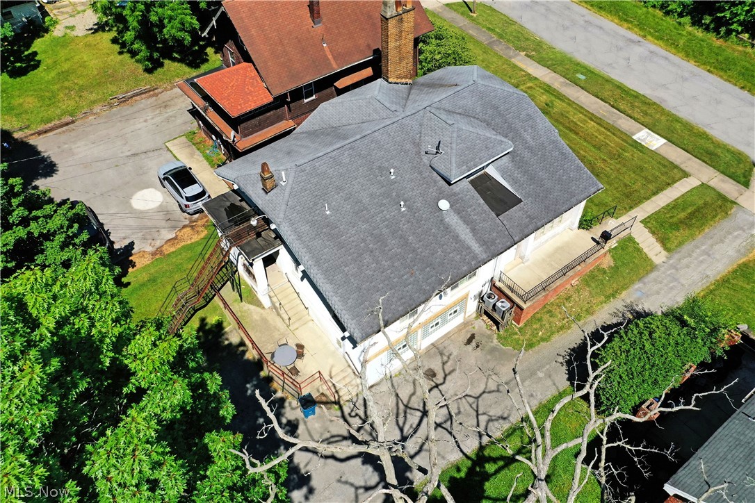 21 Indiana Avenue Youngstown OH 44505