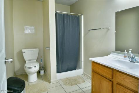21 Indiana Avenue Youngstown OH 44505