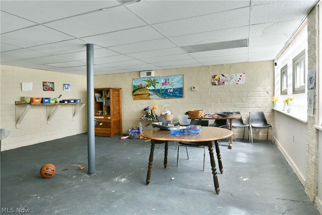 21 Indiana Avenue Youngstown OH 44505