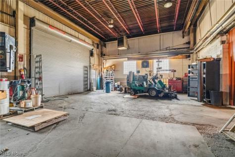 1625 Massillon Road Akron OH 44312