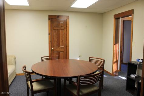 988 E 185th Street Cleveland OH 44119