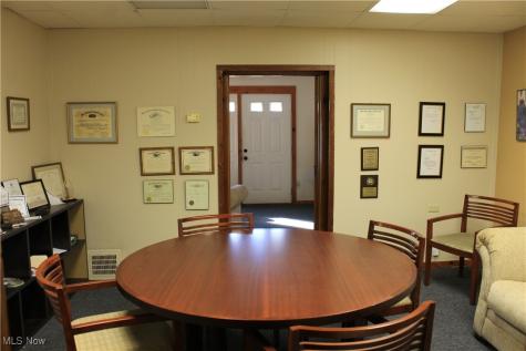 988 E 185th Street Cleveland OH 44119