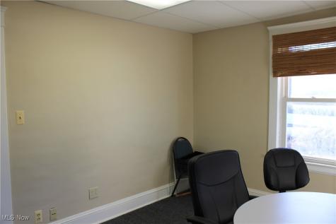 988 E 185th Street Cleveland OH 44119