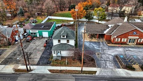 988 E 185th Street Cleveland OH 44119