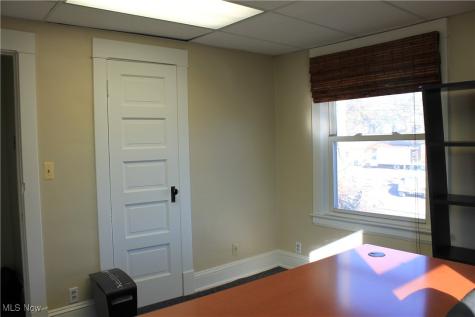 988 E 185th Street Cleveland OH 44119