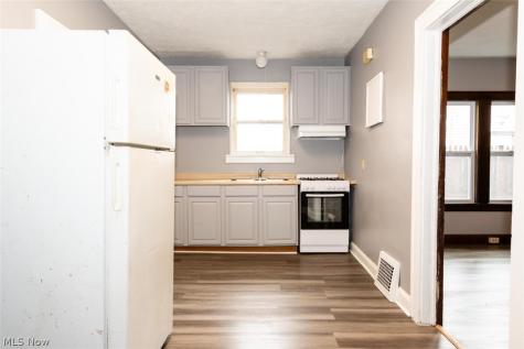 2241 Tuscarawas Street W Canton OH 44708