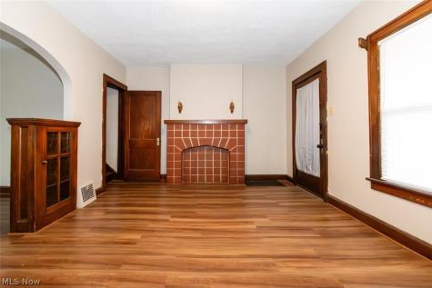 2241 Tuscarawas Street W Canton OH 44708